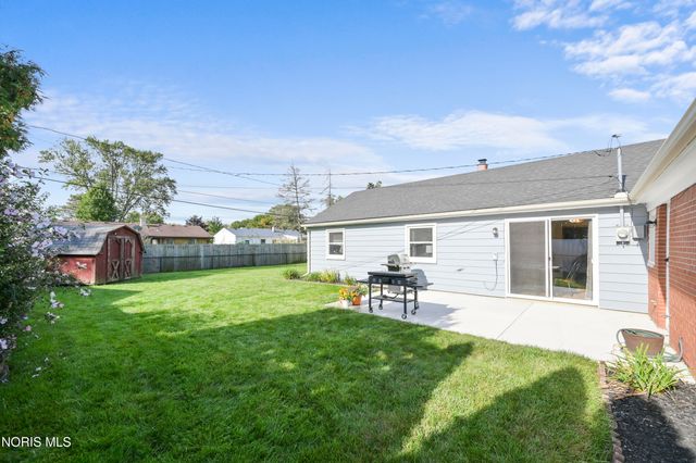 1764 N Parkway Dr. N Drive, Maumee, OH 43537