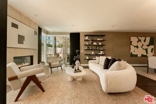 447 N Doheny Drive 101, Beverly Hills, CA 90210