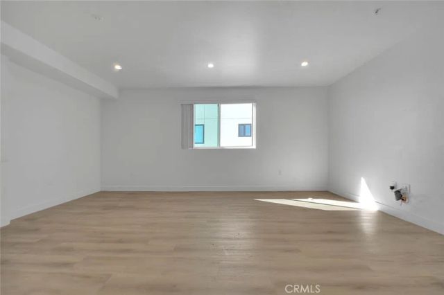 5852 Vineland 5852-2, North Hollywood, CA 91601
