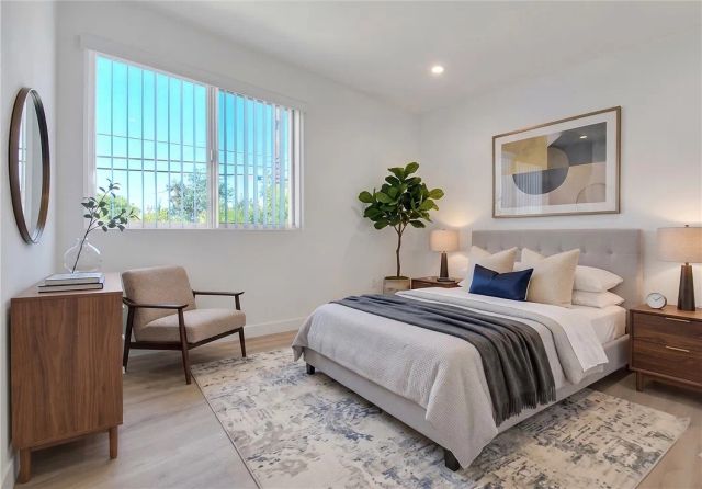 5852 Vineland 5852-2, North Hollywood, CA 91601