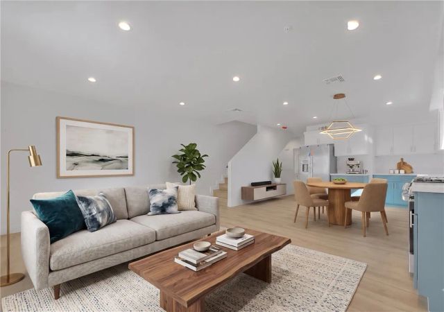 5852 Vineland 5852-2, North Hollywood, CA 91601