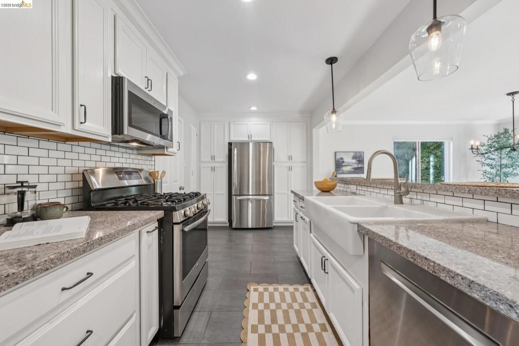 Image 17 of property listing at 1036 Spring Ct, Hayward, CA 94542