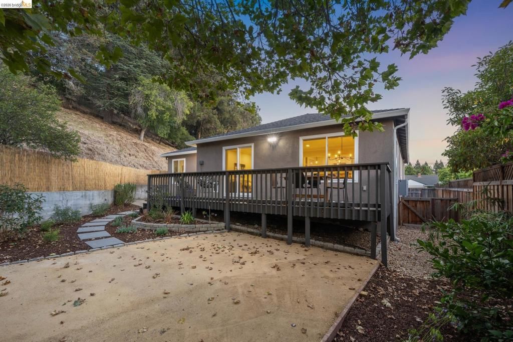 Image 35 of property listing at 1036 Spring Ct, Hayward, CA 94542