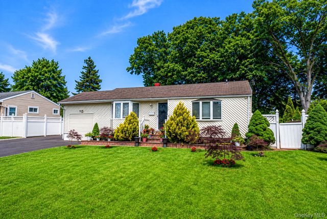237 Dovecote Lane, Central Islip, NY 11722