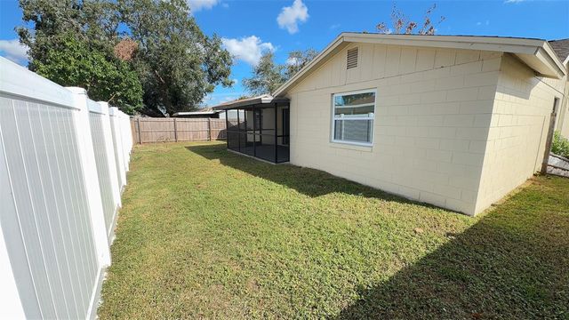 9505 PUTNEY HILL COURT, Tampa, FL 33615