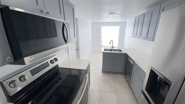 9505 PUTNEY HILL COURT, Tampa, FL 33615