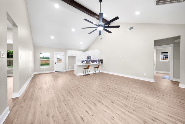 319 Ardis Street, Sulphur Springs, TX 75482