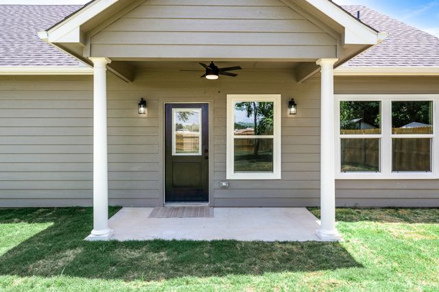 319 Ardis Street, Sulphur Springs, TX 75482