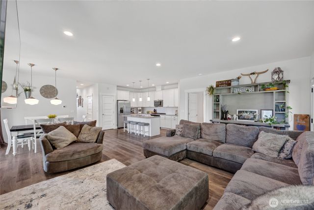 7363 Alma Court, Ferndale, WA 98248