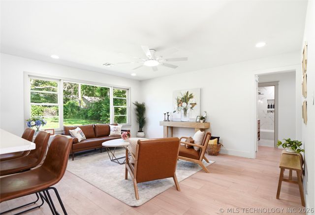 3823 S Indianapolis Avenue, Tulsa, OK 74135