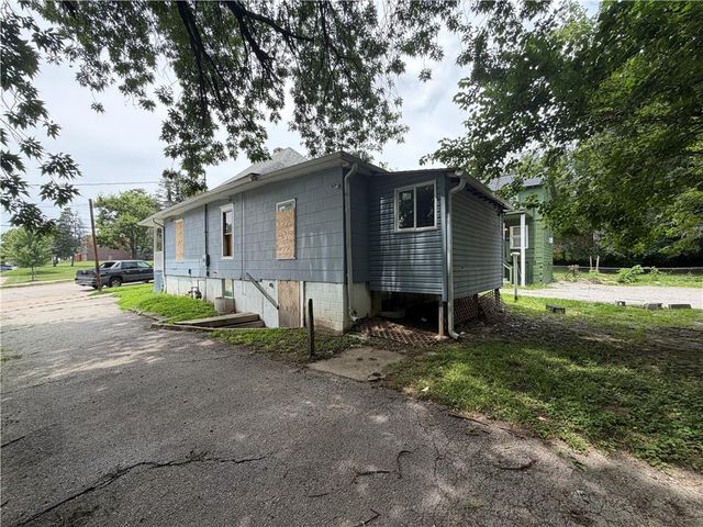203 N Crysler Avenue, Independence, MO 64050