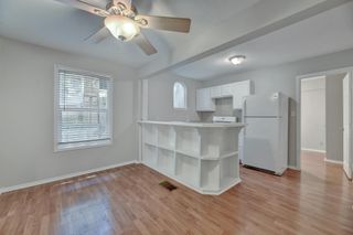 2712 Whitis Ave B, Austin, TX 78705