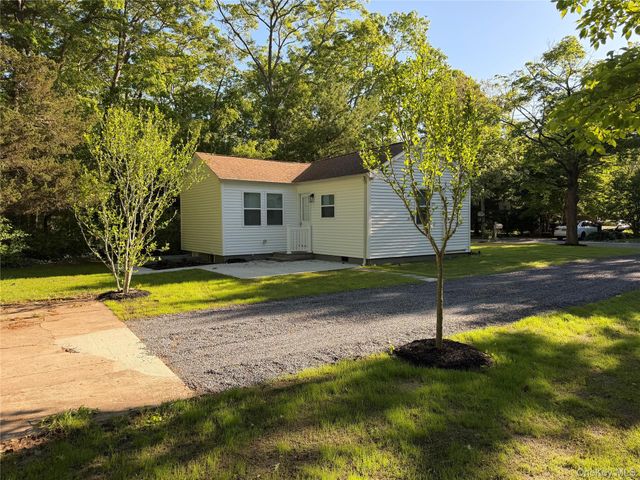 40 Fulton Avenue, Mastic, NY 11950
