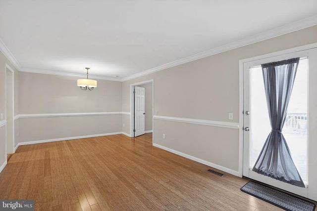 5816 APPLE WOOD LN, Burke, VA 22015