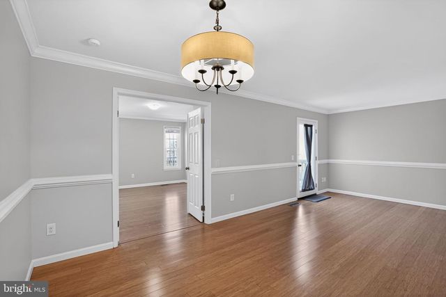 5816 APPLE WOOD LN, Burke, VA 22015