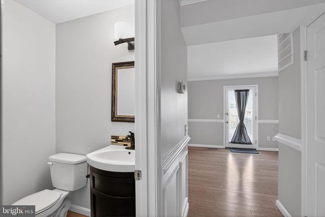 5816 APPLE WOOD LN, Burke, VA 22015