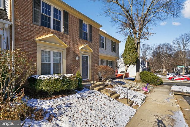 5816 APPLE WOOD LN, Burke, VA 22015