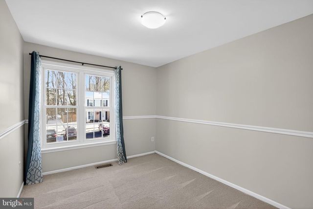 5816 APPLE WOOD LN, Burke, VA 22015