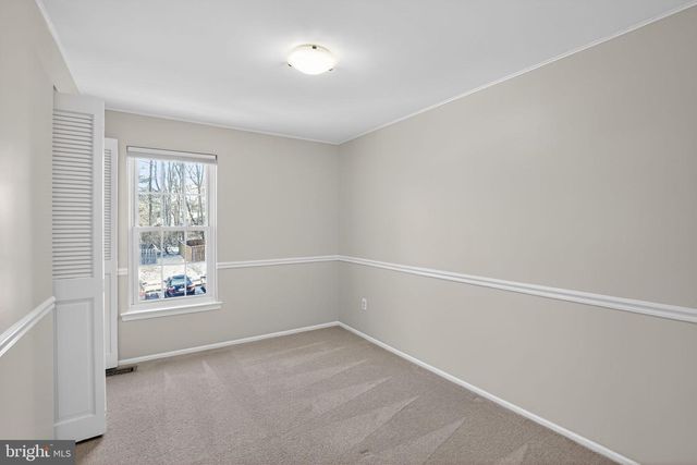 5816 APPLE WOOD LN, Burke, VA 22015