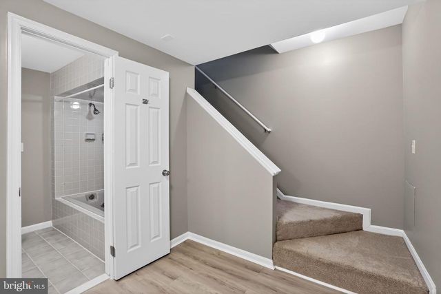 5816 APPLE WOOD LN, Burke, VA 22015