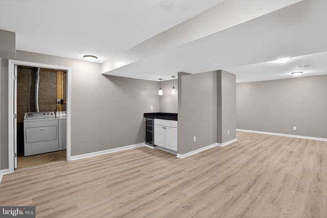 5816 APPLE WOOD LN, Burke, VA 22015