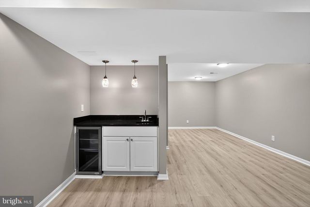 5816 APPLE WOOD LN, Burke, VA 22015