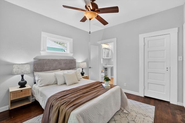 3301 33rd St, Sacramento, CA 95817