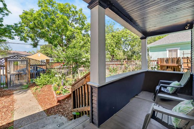 3301 33rd St, Sacramento, CA 95817