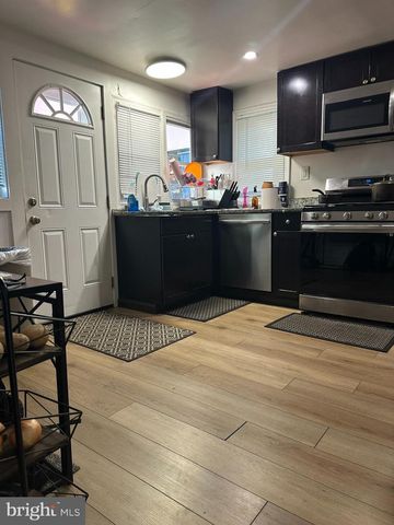 3902 72ND AVE, Hyattsville, MD 20784