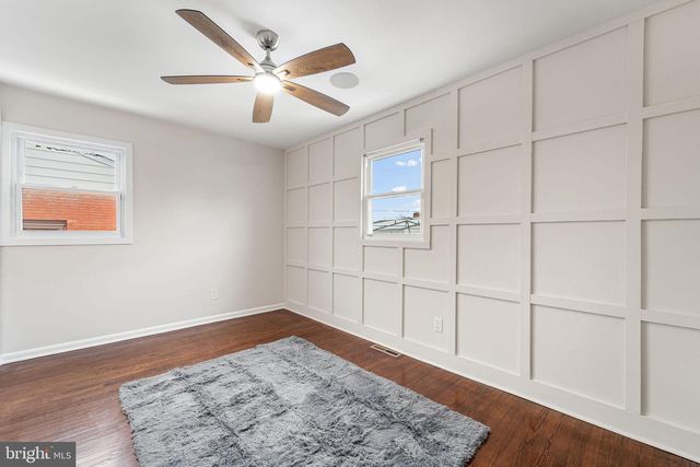 53 E EDINBURGH DR, New Castle, DE 19720