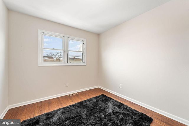 53 E EDINBURGH DR, New Castle, DE 19720