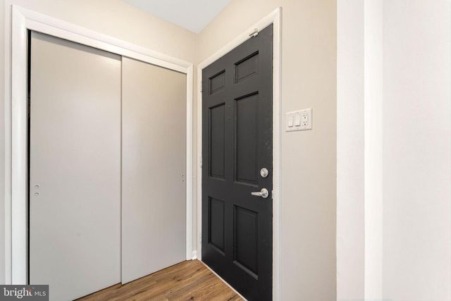 53 E EDINBURGH DR, New Castle, DE 19720