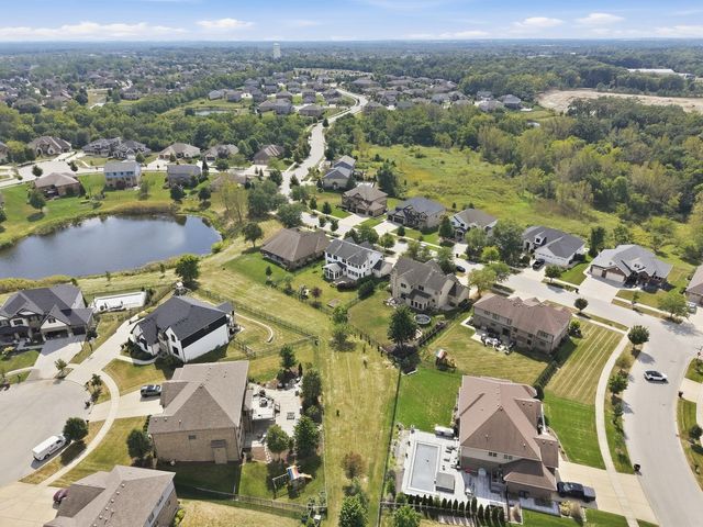 12520 Whisper Creek Way, Mokena, IL 60448