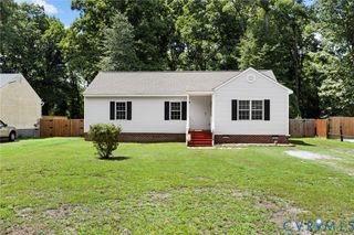 19708 Thelma Ave, South Chesterfield, VA 23803