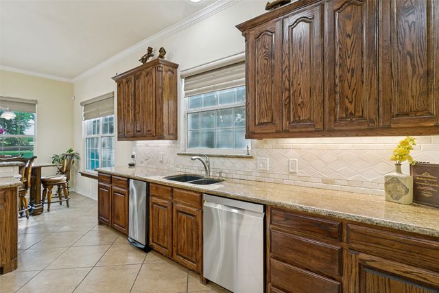 1290 Fox Lane, Burleson, TX 76028