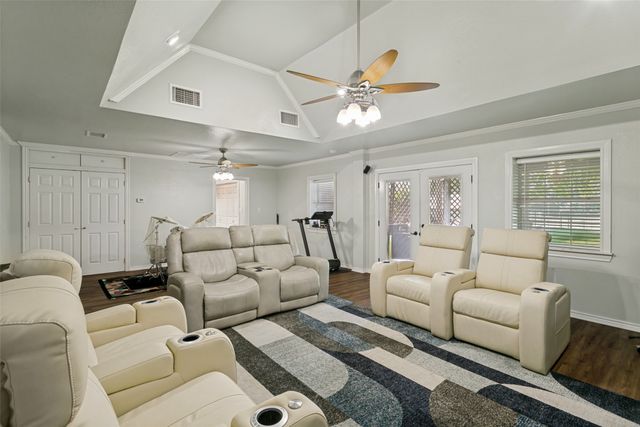 1290 Fox Lane, Burleson, TX 76028