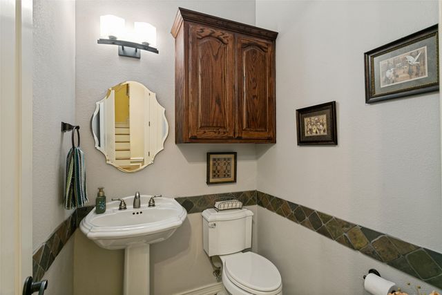 1290 Fox Lane, Burleson, TX 76028
