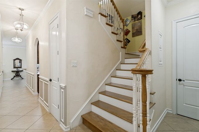 1290 Fox Lane, Burleson, TX 76028