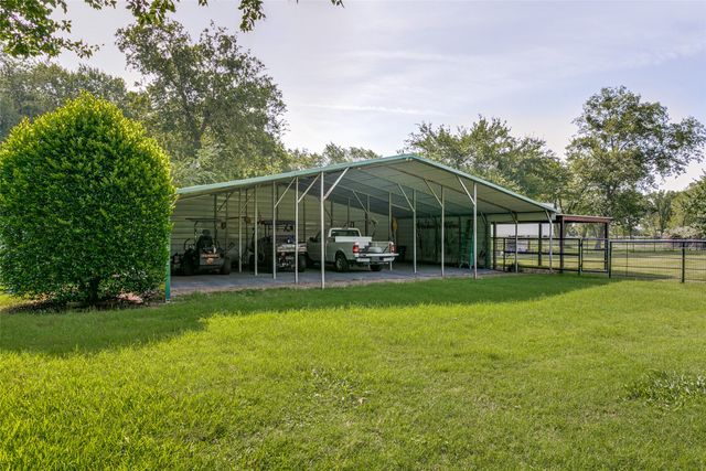 1290 Fox Lane, Burleson, TX 76028