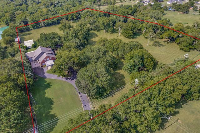 1290 Fox Lane, Burleson, TX 76028