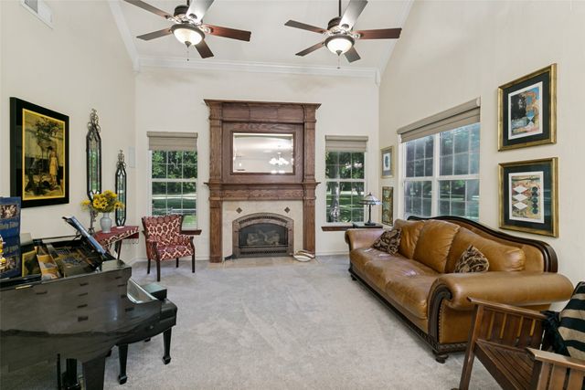 1290 Fox Lane, Burleson, TX 76028