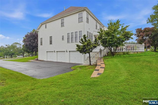 78 Ridge Road, North Haledon, NJ 07508