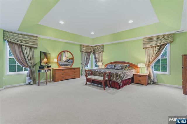 78 Ridge Road, North Haledon, NJ 07508