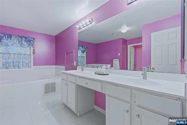 78 Ridge Road, North Haledon, NJ 07508