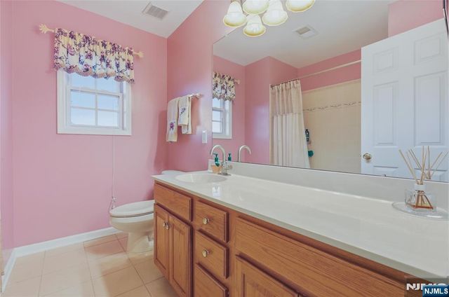 78 Ridge Road, North Haledon, NJ 07508