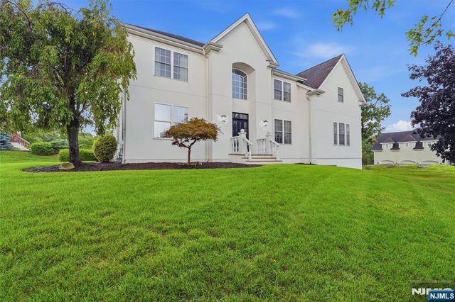 78 Ridge Road, North Haledon, NJ 07508