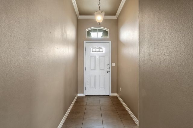 2267 Tallow Dr, Portland, TX 78374