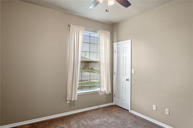 2267 Tallow Dr, Portland, TX 78374