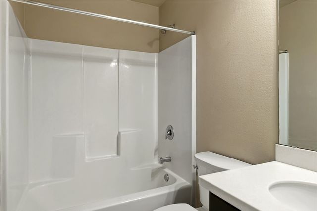 2267 Tallow Dr, Portland, TX 78374