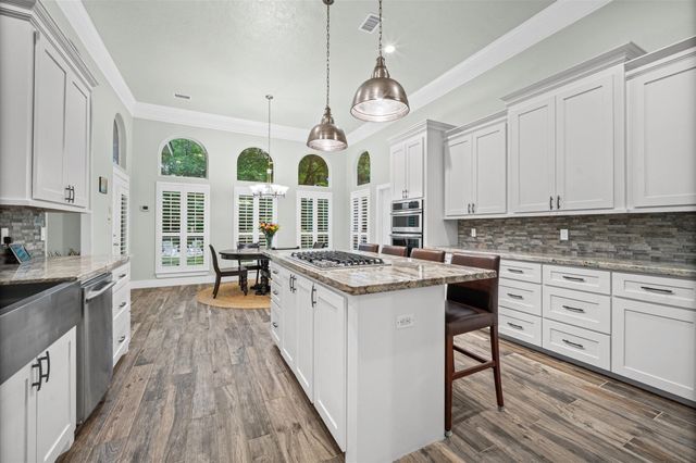33206 Windcrest Estates Boulevard, Magnolia, TX 77354